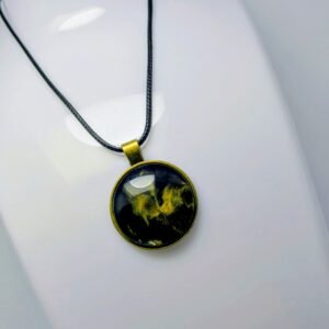 Pendentifs en peinture acrylique