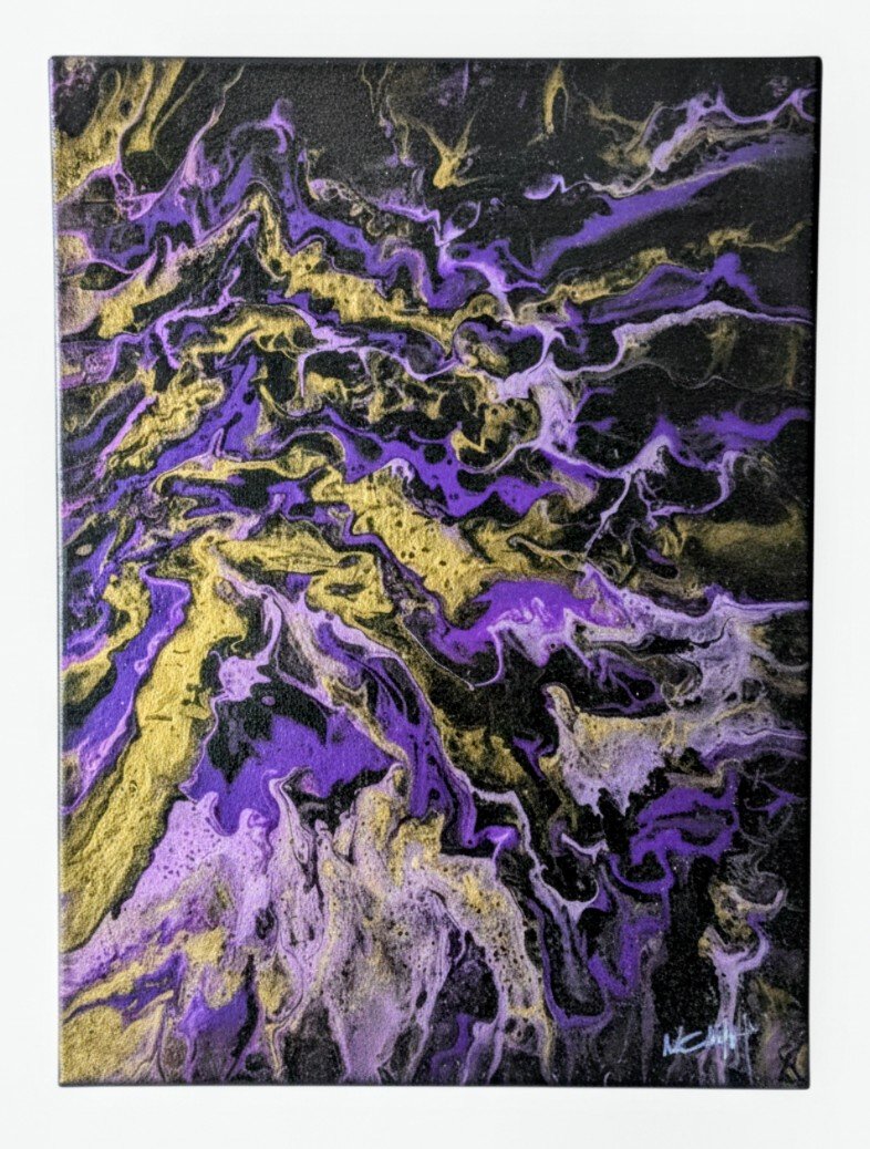 PURPLE RAIN - Par Norbert CHIAPPERIN Magnifique tableau abstrait noir , or et violet : utilisation de techniques Pouring en peinture acrylique. Finition vernis brillant. Châssis entoilé de qualité - 30 x 40 cm. Toile coton.